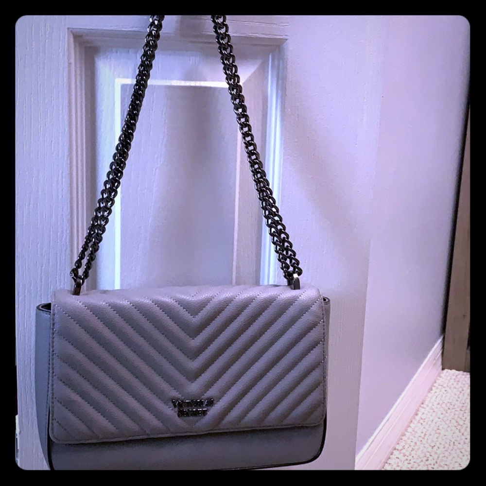 BIG SALE VICTORIA SECRET. Only today This Price